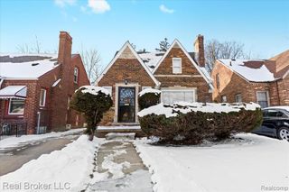 16853 Mansfield Street, Detroit, MI 48235