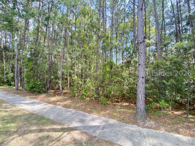 2235 Be Wheatley Dr, Beaufort, SC 29902