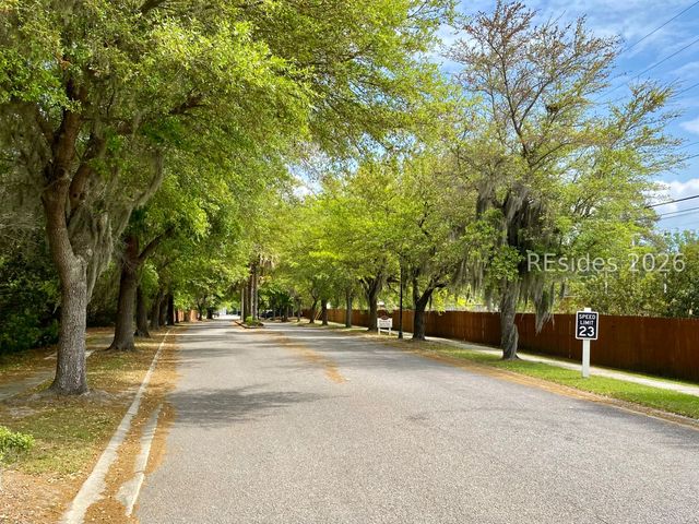 2235 Be Wheatley Dr, Beaufort, SC 29902
