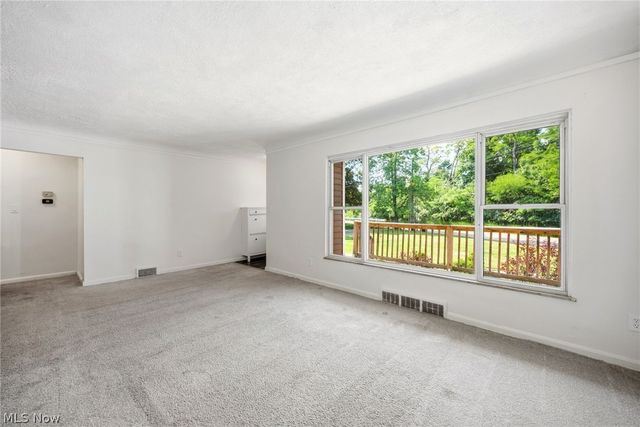 12958 W Pleasant Valley Road, Parma, OH 44130