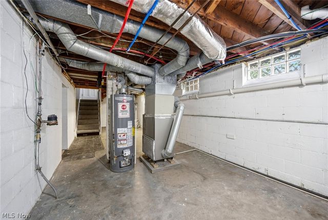12958 W Pleasant Valley Road, Parma, OH 44130