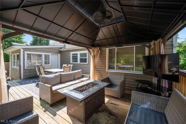 12958 W Pleasant Valley Road, Parma, OH 44130