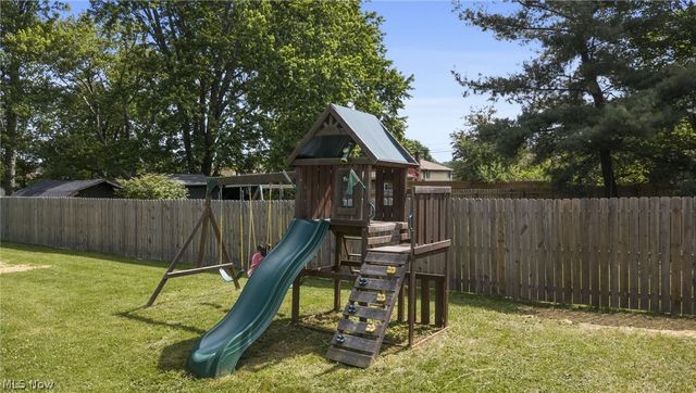 12958 W Pleasant Valley Road, Parma, OH 44130