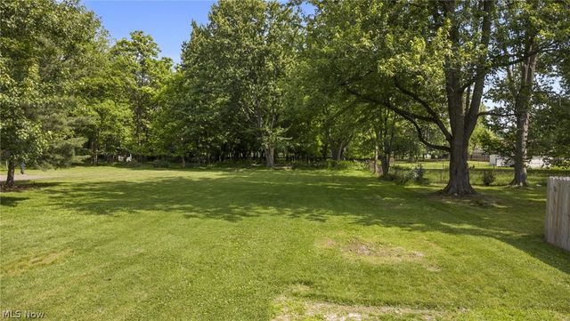12958 W Pleasant Valley Road, Parma, OH 44130