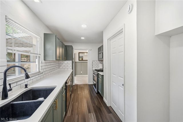12958 W Pleasant Valley Road, Parma, OH 44130