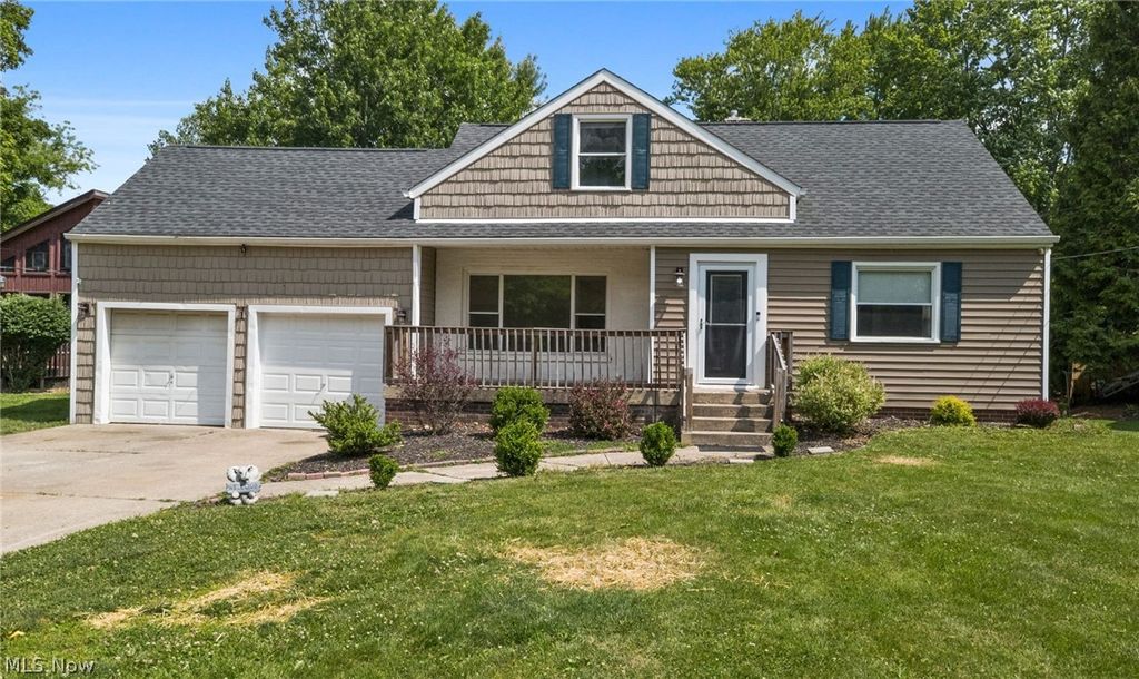 12958 W Pleasant Valley Road, Parma, OH 44130