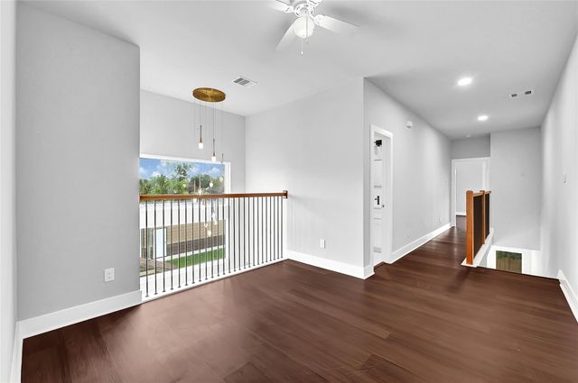 7938 Angus Street, Houston, TX 77028