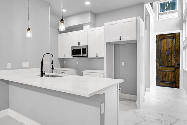 7938 Angus Street, Houston, TX 77028
