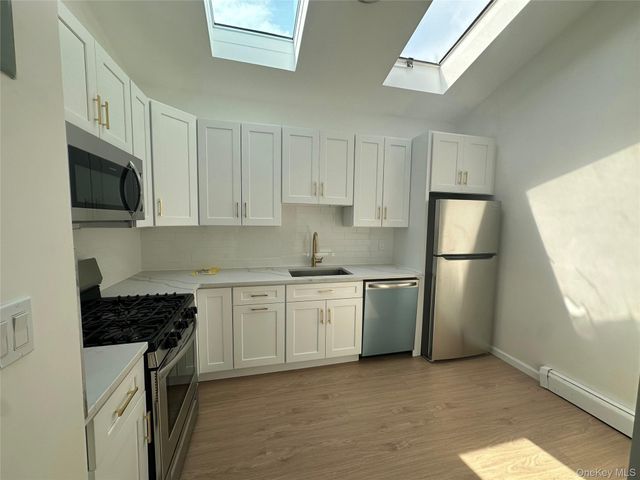 6119 232nd Street, Oakland Gardens, NY 11364