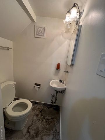 6119 232nd Street, Oakland Gardens, NY 11364