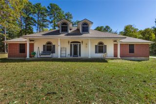 140 Acorn Hill Drive, Huntsville, TX 77320