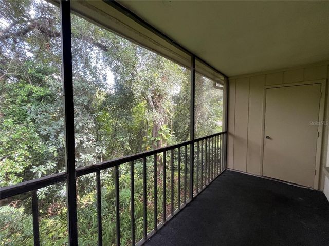 3300 FOX CHASE CIRCLE N 219, Palm Harbor, FL 34683