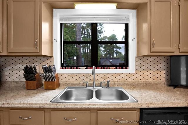 4471 Briton Circle, Fayetteville, NC 28314