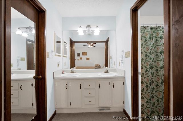 4471 Briton Circle, Fayetteville, NC 28314