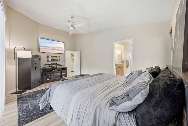 4852 RIDGEMOOR CIRCLE, Palm Harbor, FL 34685