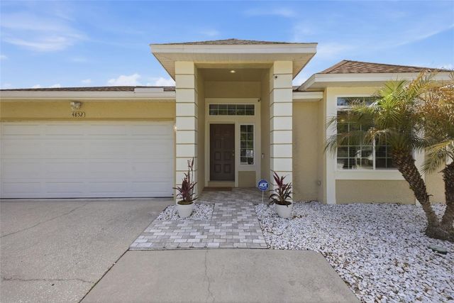 4852 RIDGEMOOR CIRCLE, Palm Harbor, FL 34685