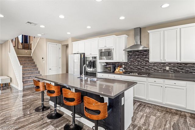 9936 Bighorn Bellows Avenue, Las Vegas, NV 89166