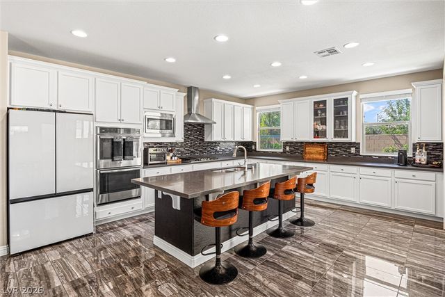 9936 Bighorn Bellows Avenue, Las Vegas, NV 89166