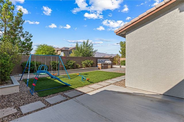9936 Bighorn Bellows Avenue, Las Vegas, NV 89166