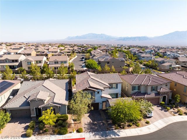 9936 Bighorn Bellows Avenue, Las Vegas, NV 89166