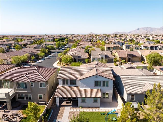 9936 Bighorn Bellows Avenue, Las Vegas, NV 89166