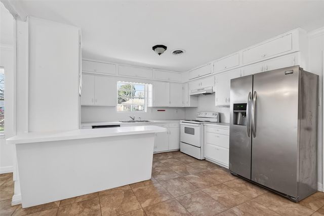 703 Coryell Street, League City, TX 77573