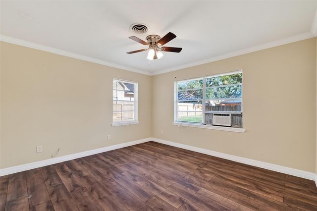 703 Coryell Street, League City, TX 77573