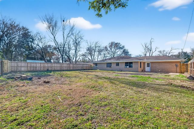 703 Coryell Street, League City, TX 77573