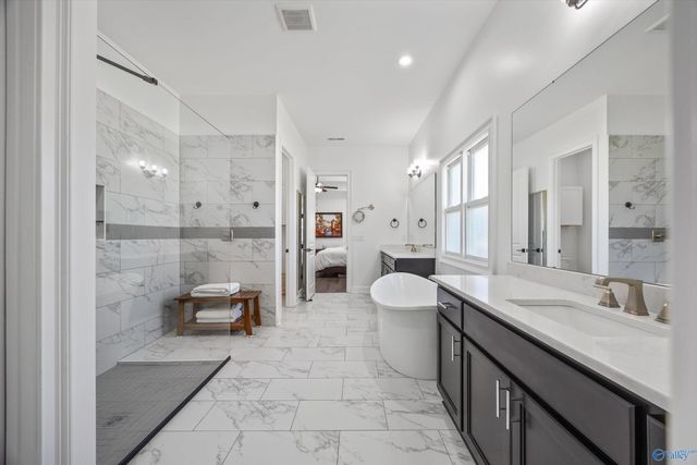 324 Merrydale Drive, Huntsville, AL 35811