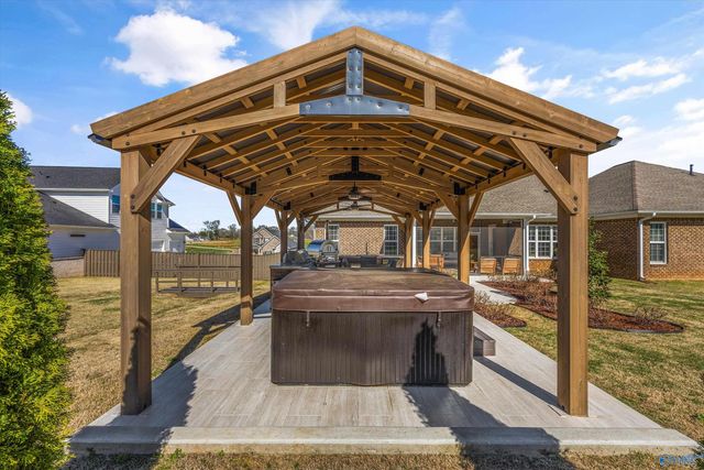 324 Merrydale Drive, Huntsville, AL 35811