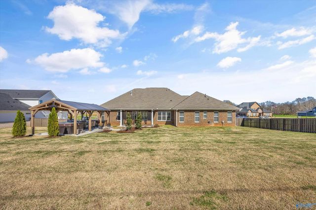 324 Merrydale Drive, Huntsville, AL 35811