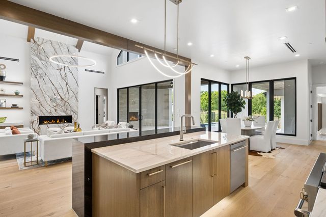 601 Pemberton Drive, Southlake, TX 76092
