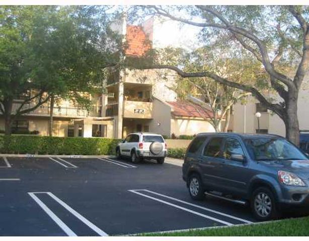 2041 Coral Ridge Drive S305, Coral Springs, FL 33071