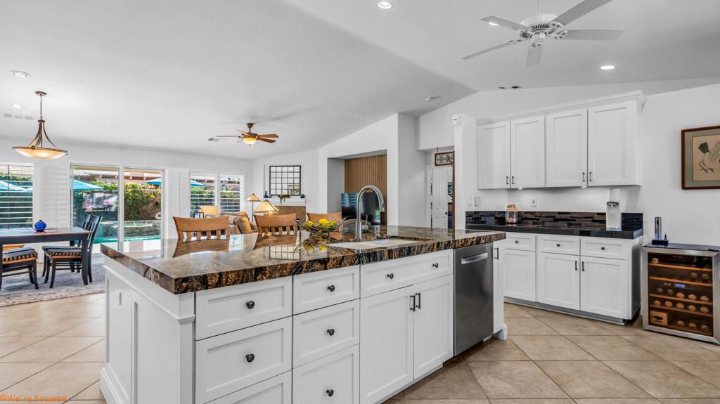Image 10 of property listing at 81129 La Reina Circle, Indio, CA 92201