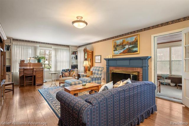 757 N Gulley Road, Dearborn Heights, MI 48127