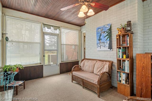 757 N Gulley Road, Dearborn Heights, MI 48127