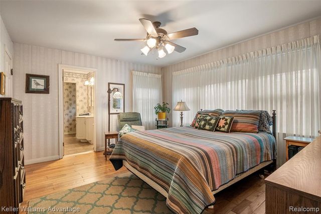 757 N Gulley Road, Dearborn Heights, MI 48127