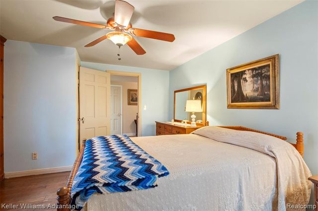 757 N Gulley Road, Dearborn Heights, MI 48127