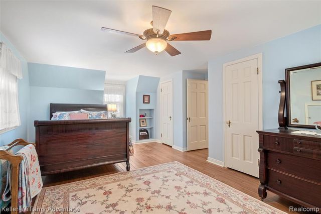 757 N Gulley Road, Dearborn Heights, MI 48127