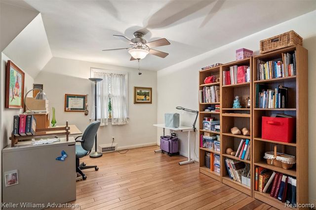 757 N Gulley Road, Dearborn Heights, MI 48127