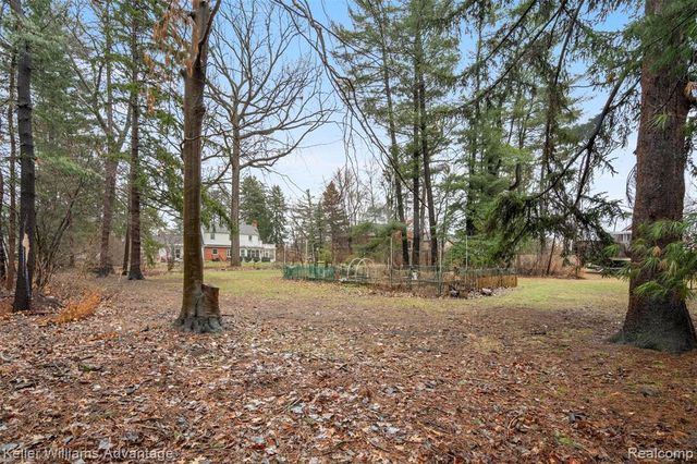 757 N Gulley Road, Dearborn Heights, MI 48127