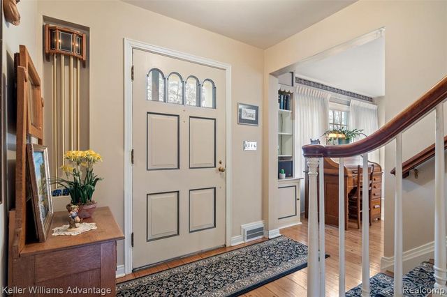 757 N Gulley Road, Dearborn Heights, MI 48127