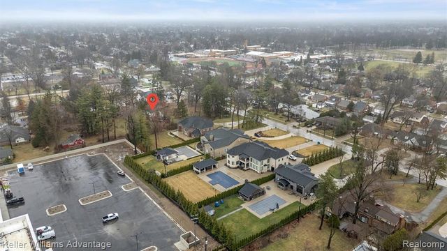 757 N Gulley Road, Dearborn Heights, MI 48127