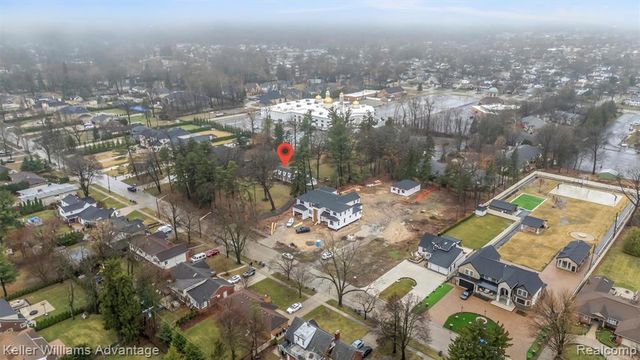 757 N Gulley Road, Dearborn Heights, MI 48127