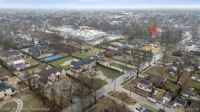 757 N Gulley Road, Dearborn Heights, MI 48127