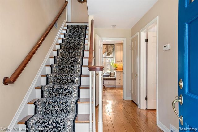 757 N Gulley Road, Dearborn Heights, MI 48127