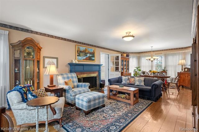 757 N Gulley Road, Dearborn Heights, MI 48127