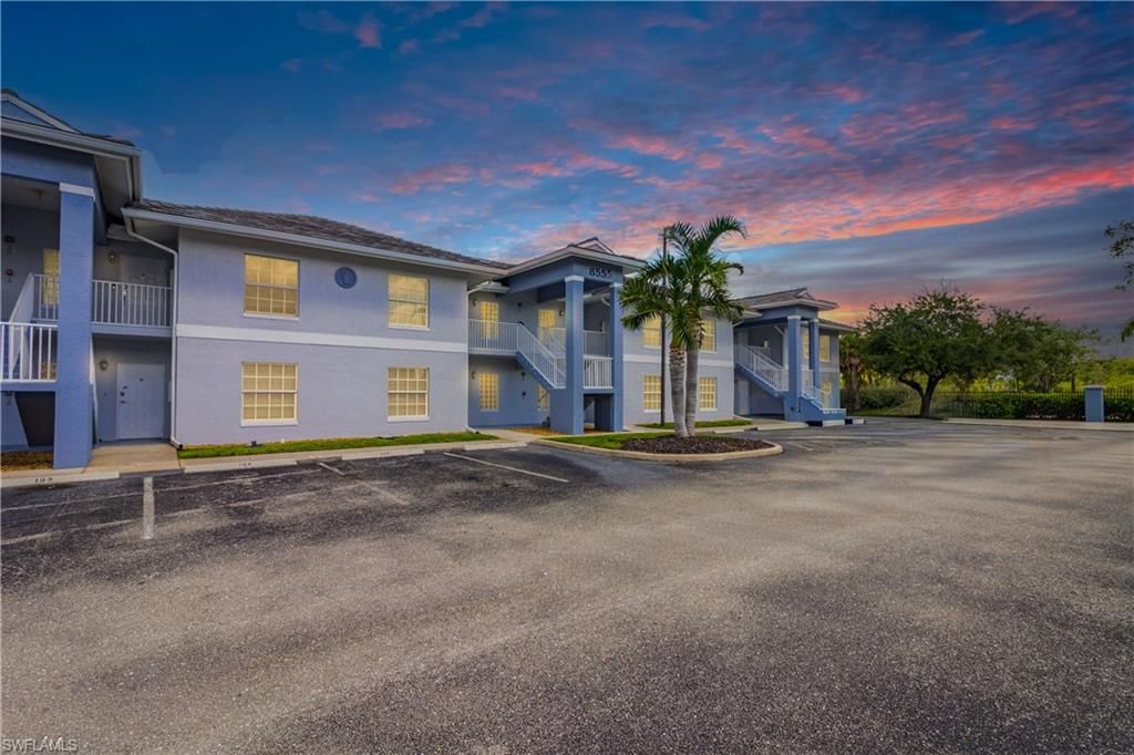 8555 Bernwood Cove LOOP 105, FORT MYERS, FL 33966 — exterior
