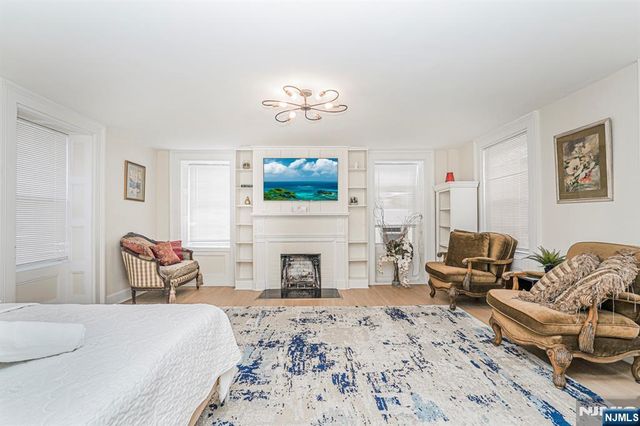 566 Teaneck Road, Teaneck, NJ 07666