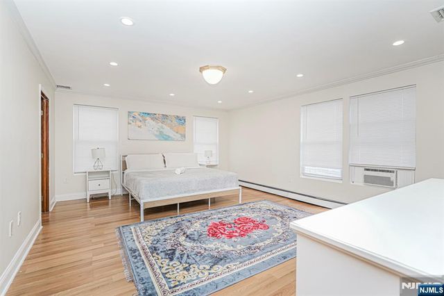 566 Teaneck Road, Teaneck, NJ 07666